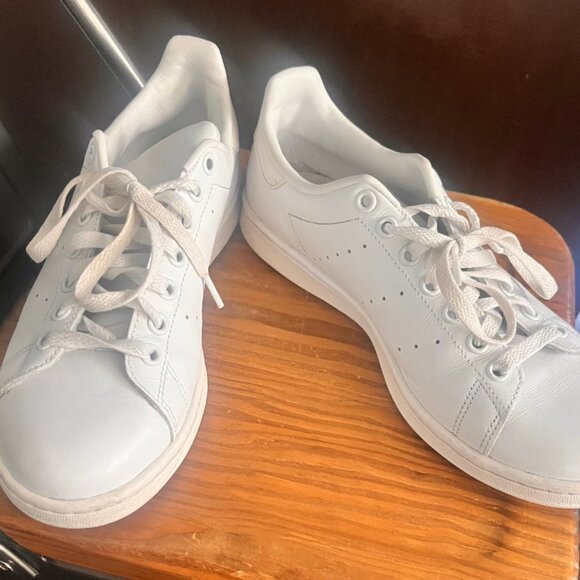 ADIDAS - STAN SMITH SIZE 8 - Picture 3 of 5